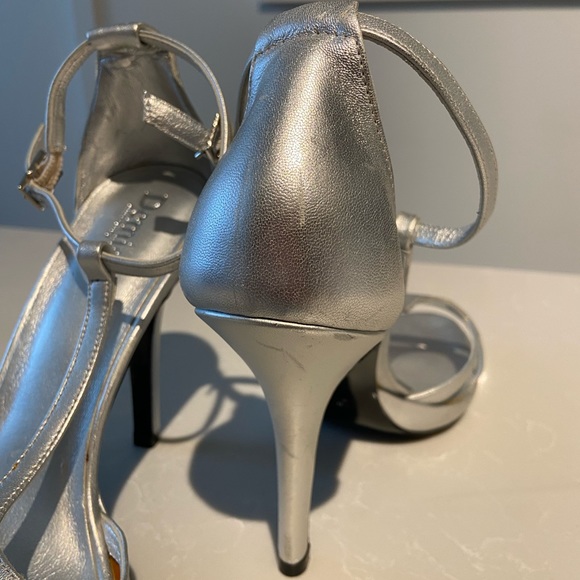 Demis Pagliaricco High Heel Sandals - Picture 8 of 10